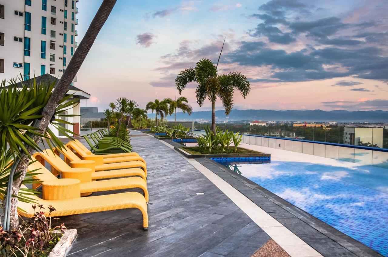 C Suites At Mactan Newtown Lapu-Lapu City Kültér fotó