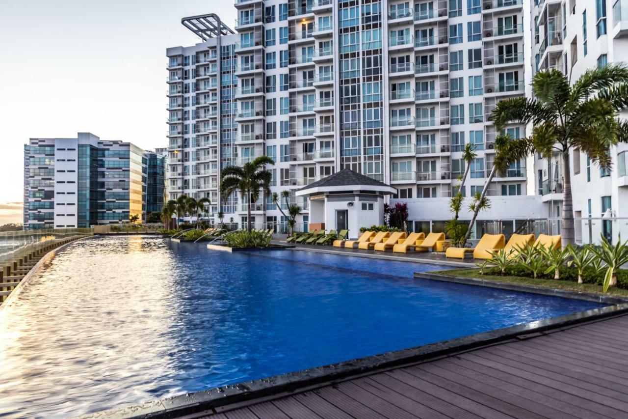 C Suites At Mactan Newtown Lapu-Lapu City Kültér fotó